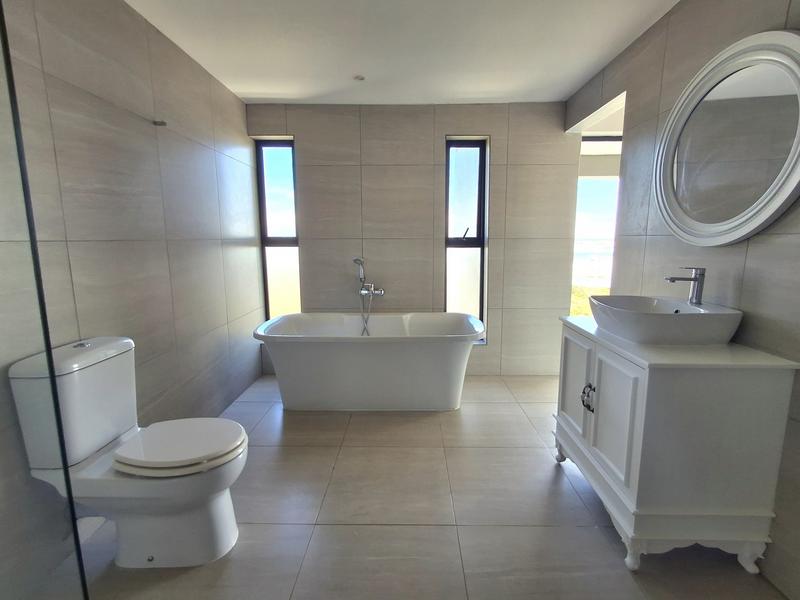 5 Bedroom Property for Sale in Cape St Martin Private Reserve Western Cape